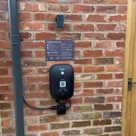 Villa The Stables And Hayloft Ledbury Esterno foto